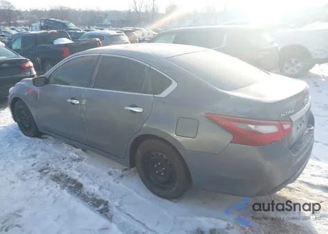 2018 Nissan Altima 2.5 S из США, поврежденный, VIN 1N4AL3AP9JC213396